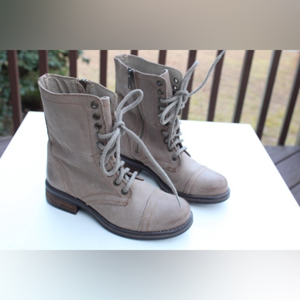 Steve Madden combat boots